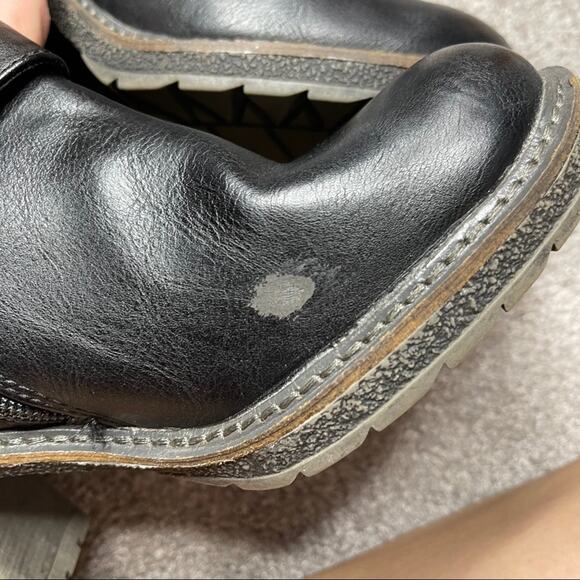 WHITE MOUNTAIN Jojo Black and Silver Block Heel Buckle Detail Heeled Booties 6 - Picture 7 of 7